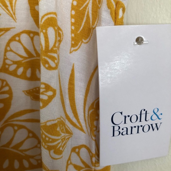 Womens CROFT & BARROW Semi Loose Sleeveless Top Size Medium Stretch New - Picture 3 of 9